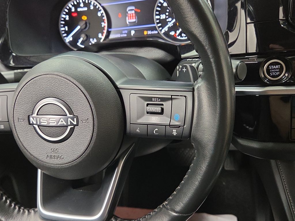 2024 Nissan Pathfinder SV - Photo 17