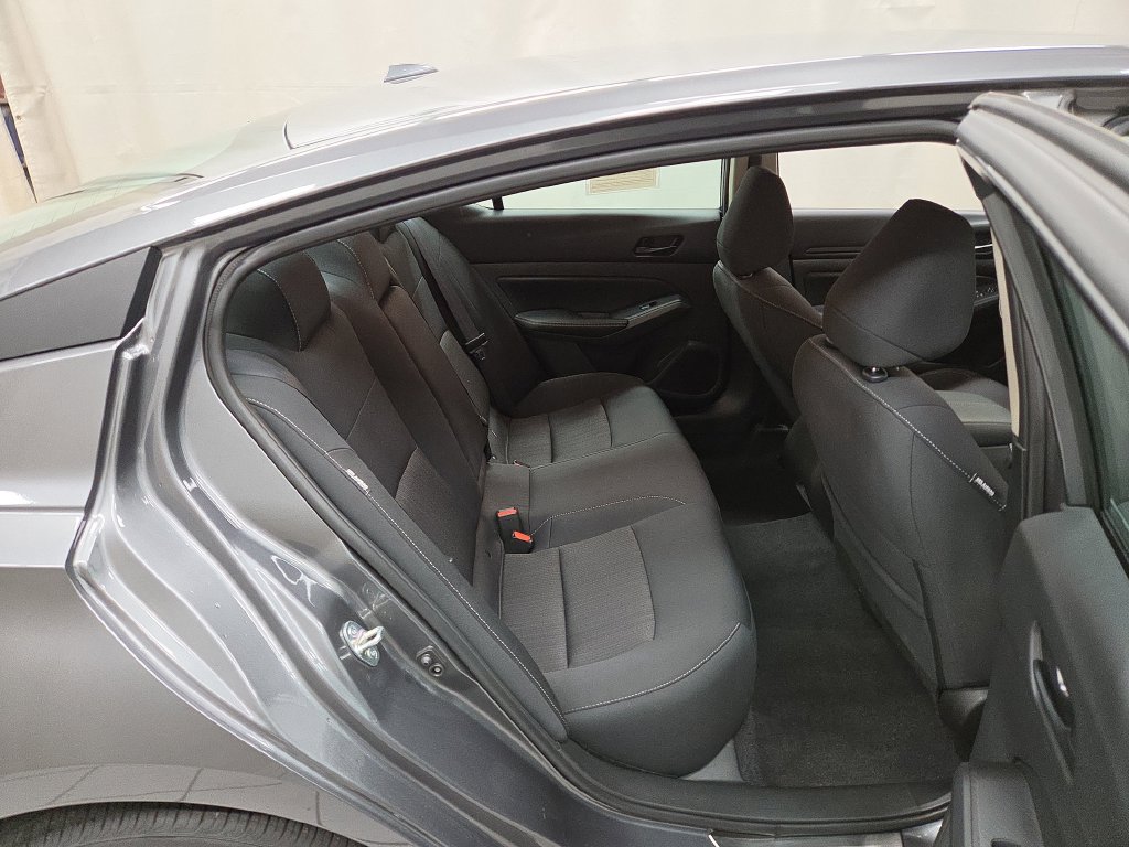 2025 Nissan Altima SV - Photo 9