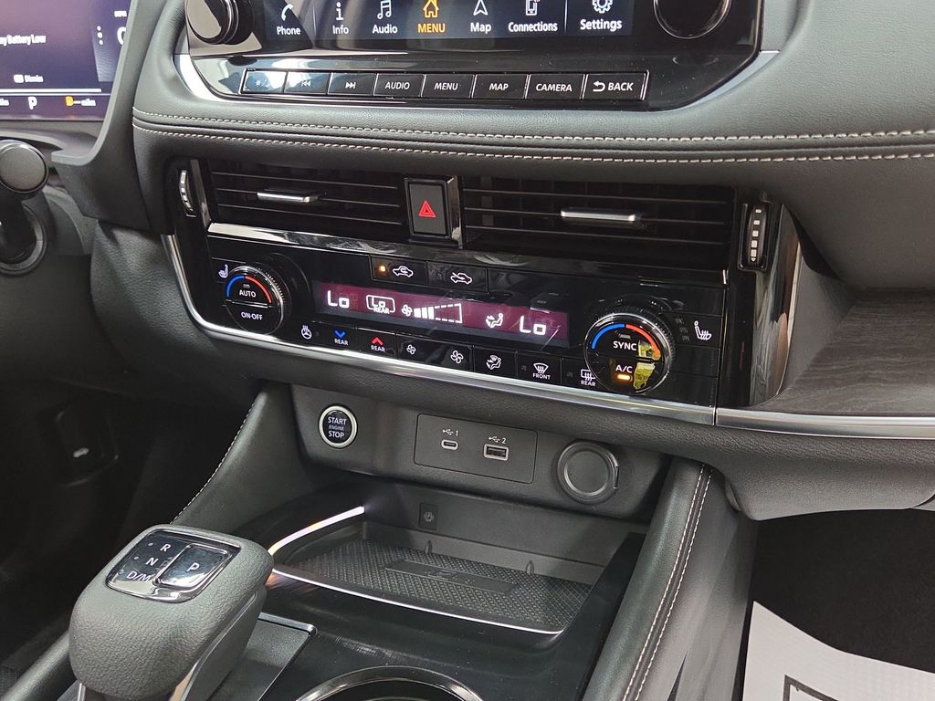 2022 Nissan Rogue Platinum - Photo 16