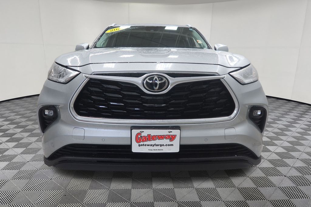 2021 Toyota Highlander Limited - Photo 4
