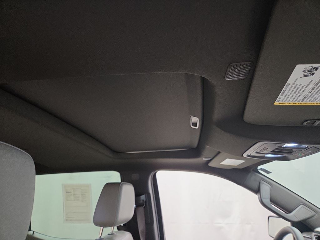 2023 GMC Sierra 1500 SLT - Photo 13