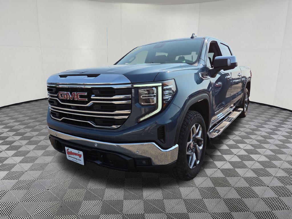 2024 GMC Sierra 1500 SLT - Photo 7