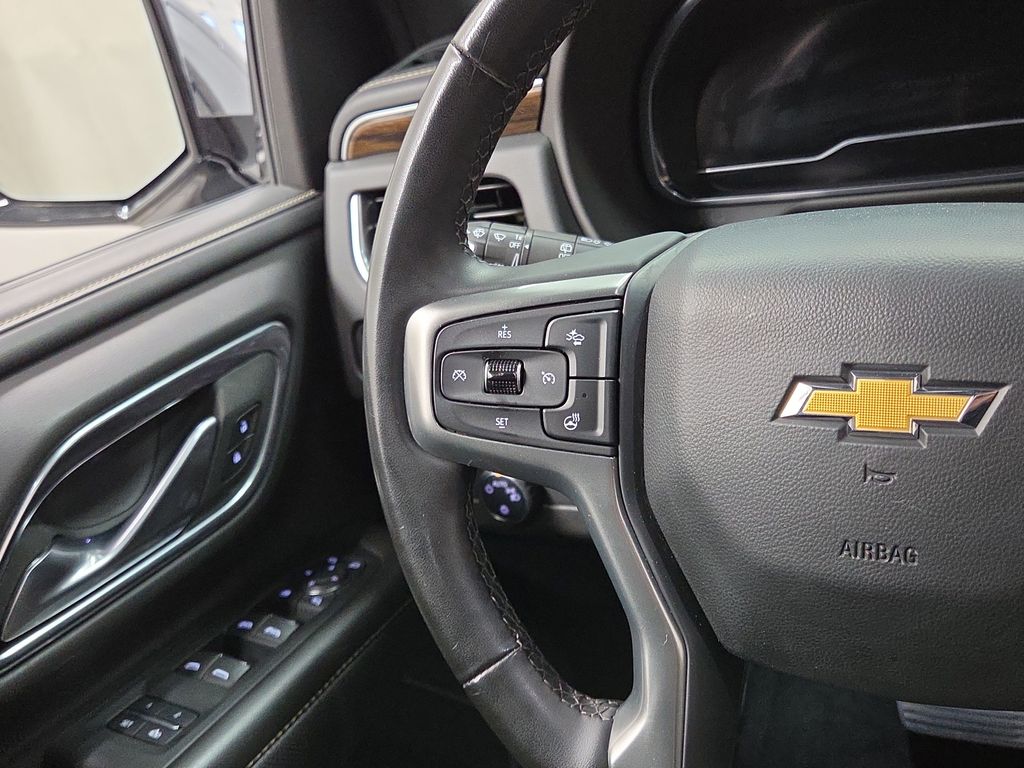 2024 Chevrolet Suburban Premier - Photo 20