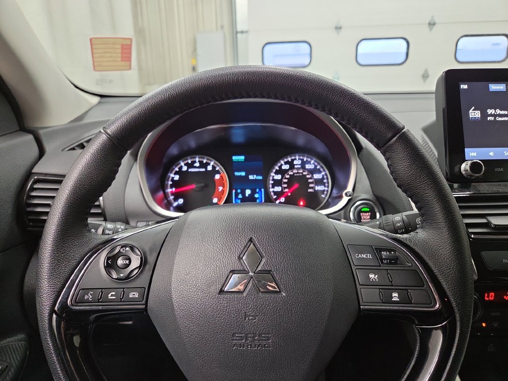 2025 Mitsubishi Eclipse Cross SE - Photo 22