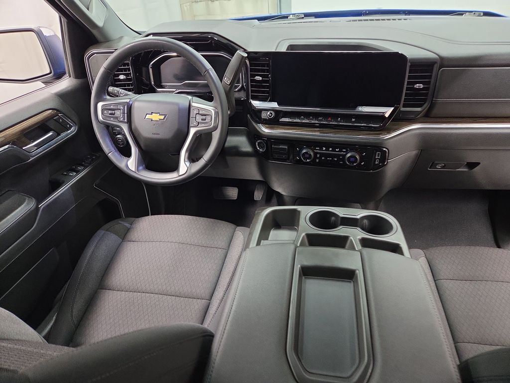 2023 Chevrolet Silverado 1500 LT - Photo 12