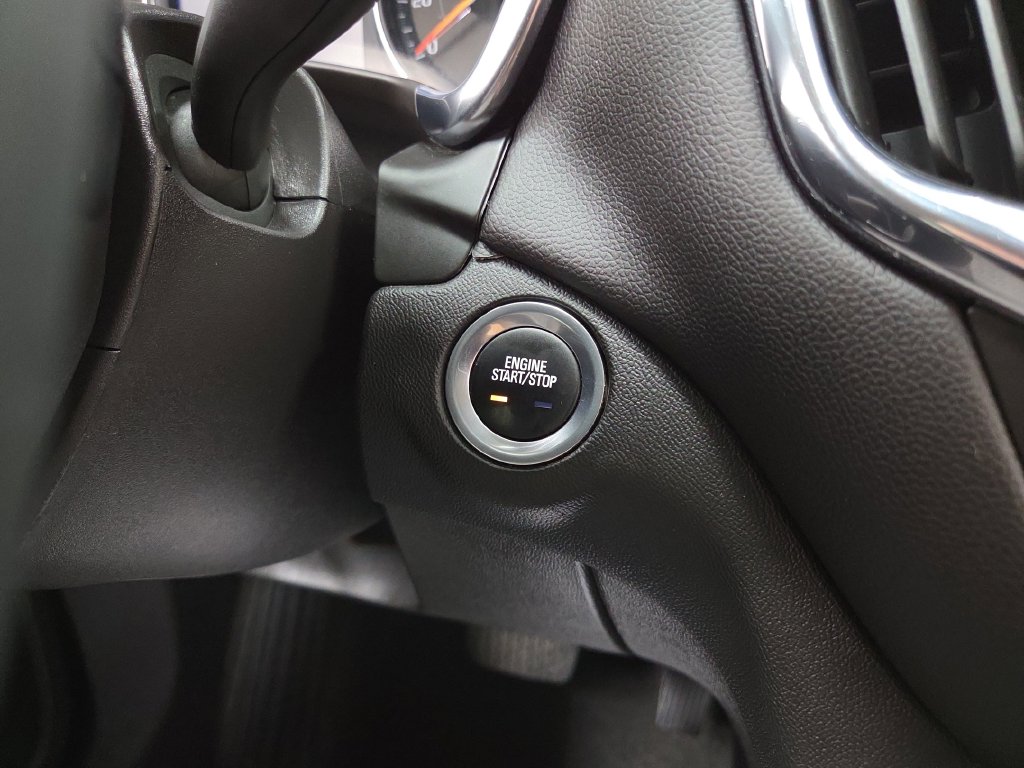 2024 Chevrolet Equinox LT - Photo 17