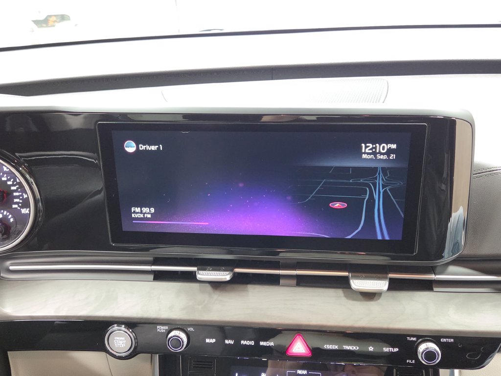 2022 Kia Carnival SX - Photo 15