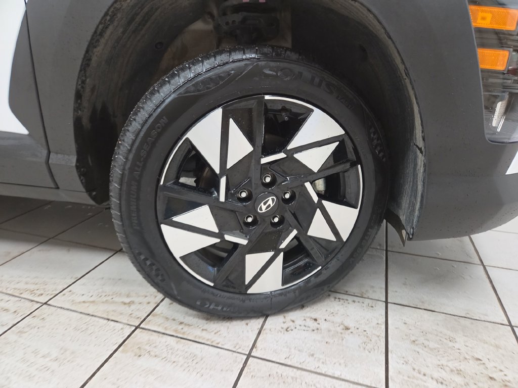 2025 Hyundai Kona SEL - Photo 8