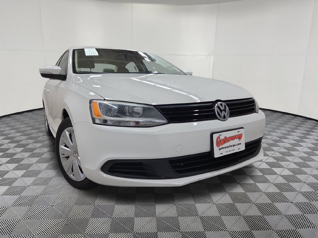 3VWDX7AJ8CM101556
