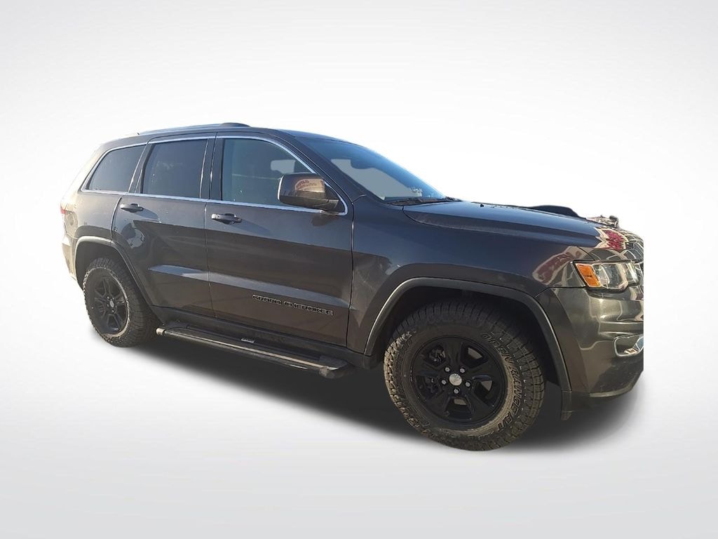 Used 2017 Jeep Grand Cherokee Laredo SUV