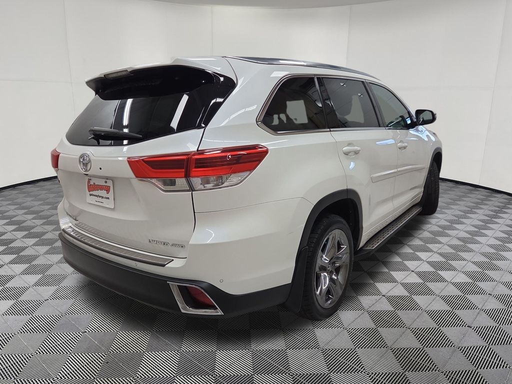 Used 2019 Toyota Highlander Limited Platinum SUV