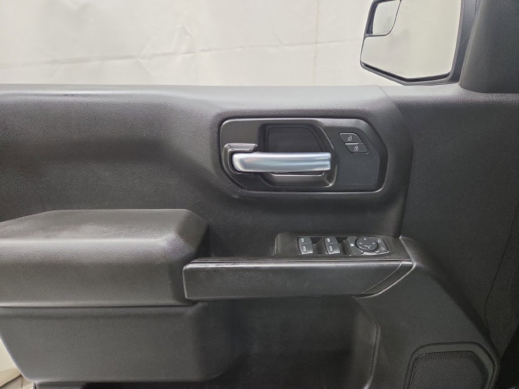 2021 Chevrolet Silverado 1500 Custom - Photo 17