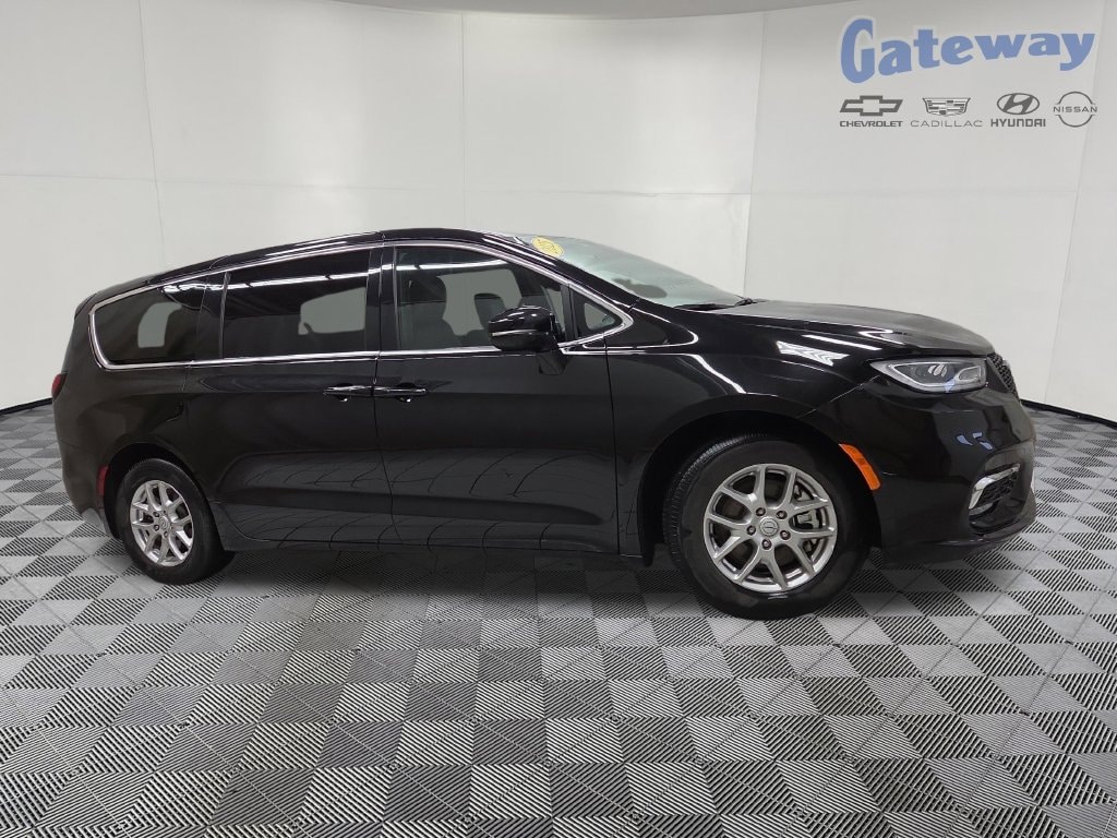 2025 Chrysler Pacifica