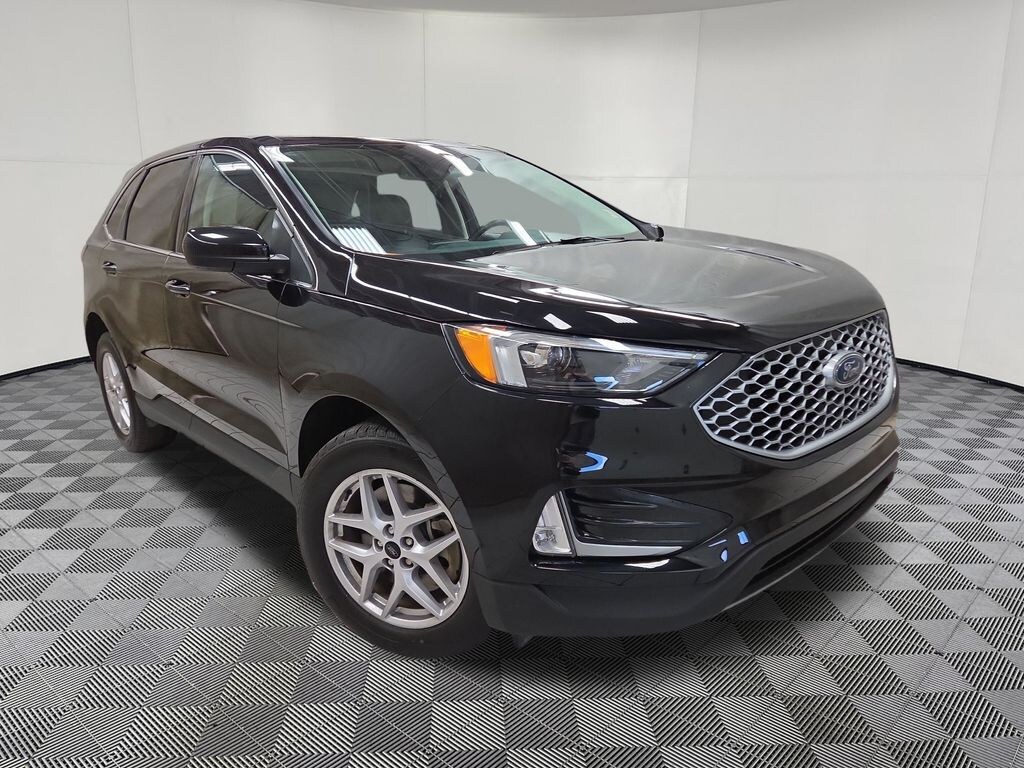 Used 2023 Ford Edge SEL SUV