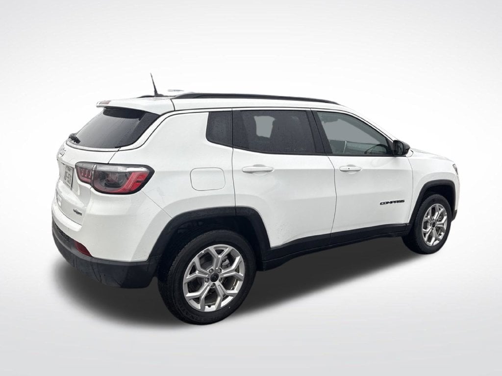 2025 Jeep Compass Latitude - Photo 5