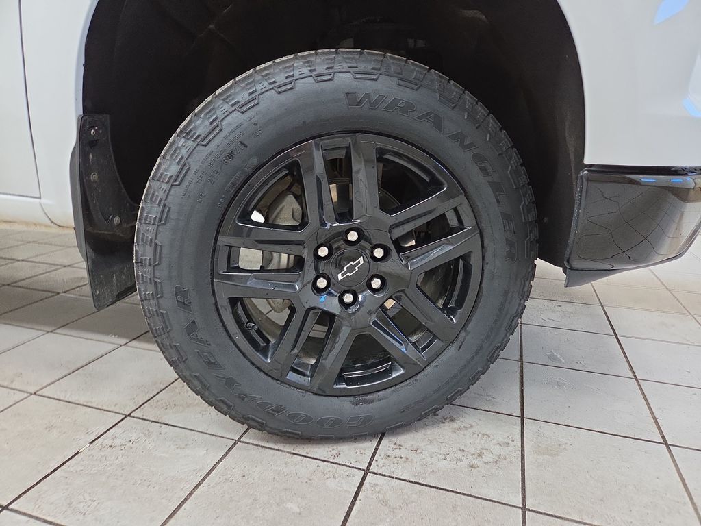 2025 Chevrolet Silverado 1500 LT Trail Boss - Photo 8
