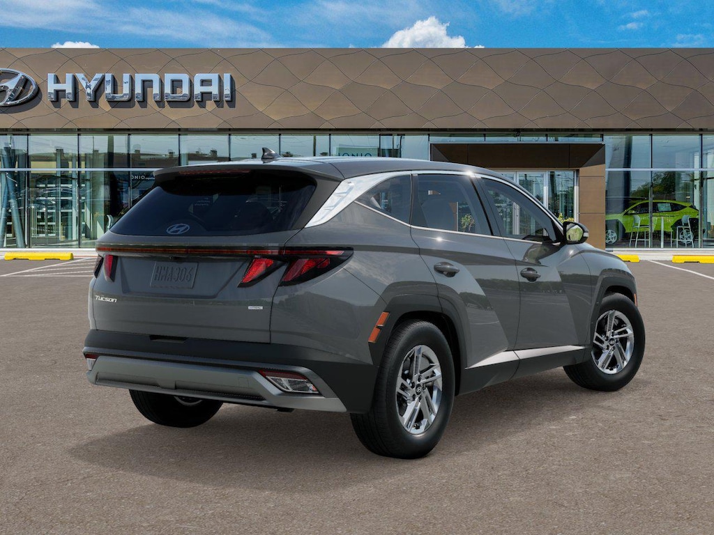 New 2026 Hyundai Tucson SE SUV