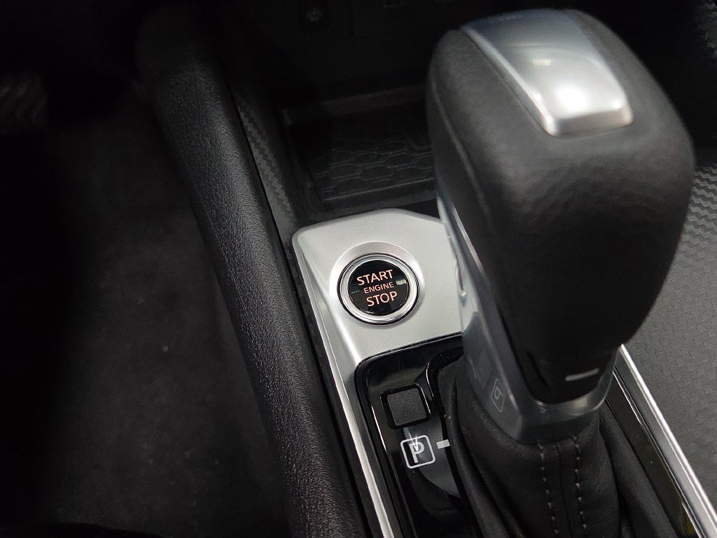 2025 Nissan Altima SV - Photo 15