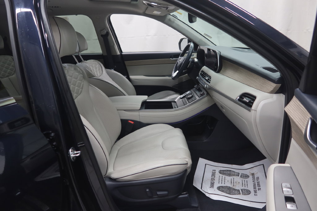 2022 Hyundai Palisade Limited - Photo 12