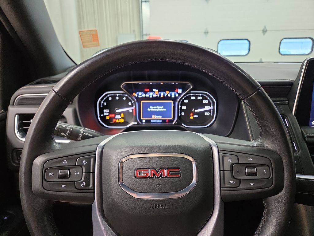 2021 GMC Yukon SLT - Photo 22
