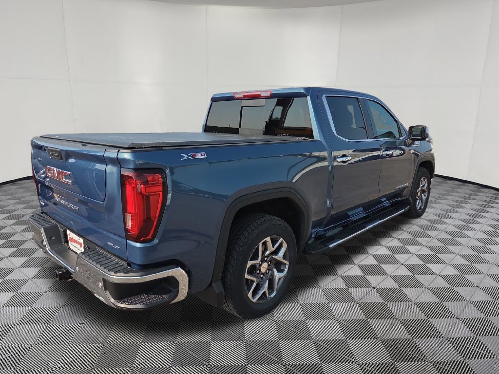 2024 GMC Sierra 1500 SLT - Photo 4