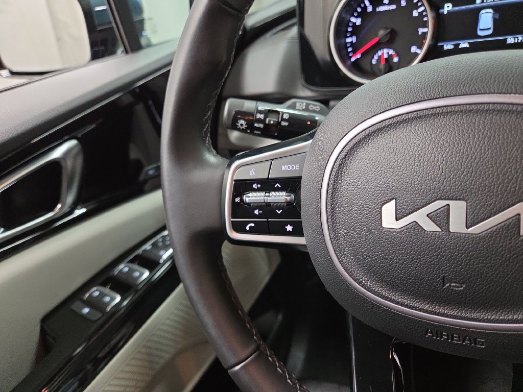 2022 Kia Carnival SX - Photo 20