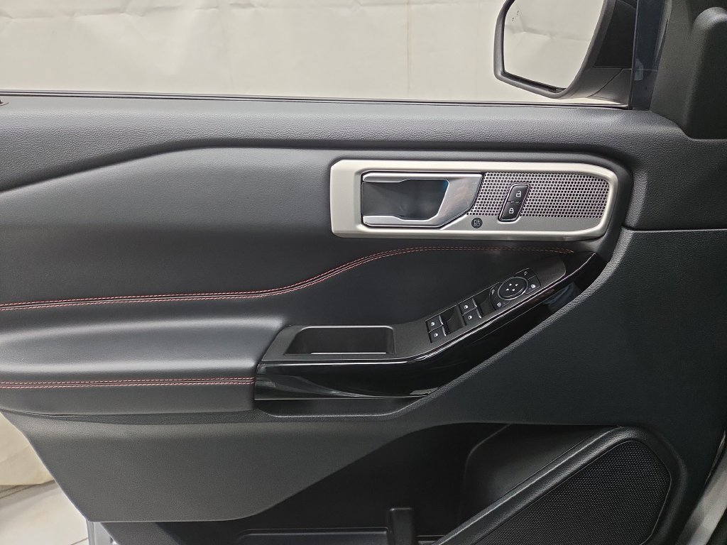 2023 Ford Explorer ST Line - Photo 22