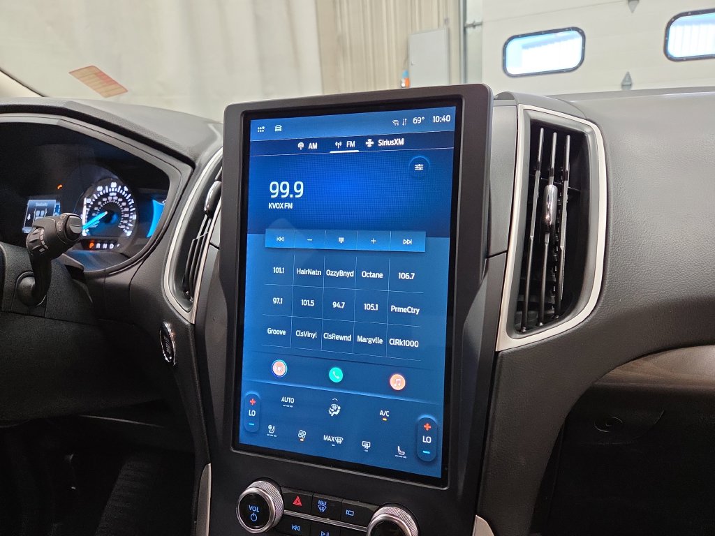 2023 Ford Edge SEL - Photo 14