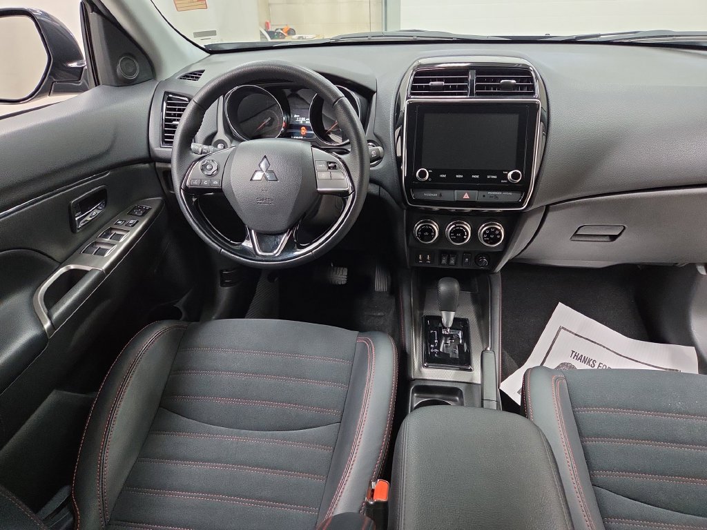 2025 Mitsubishi Outlander Sport SE - Photo 12