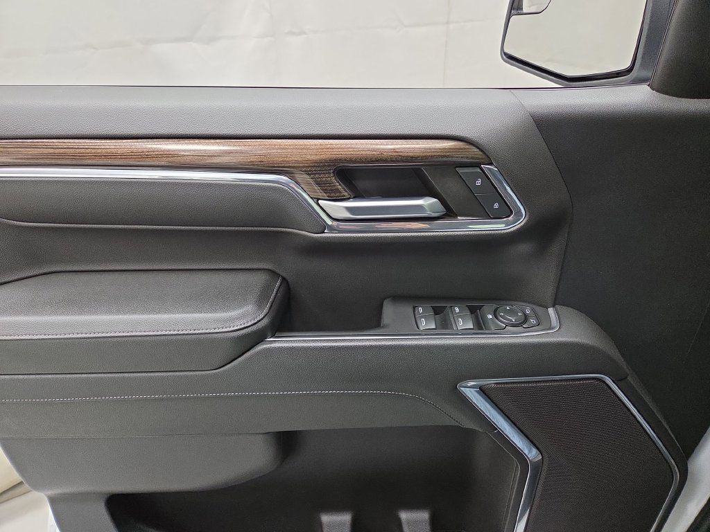 2024 Chevrolet Silverado 1500 LT - Photo 18