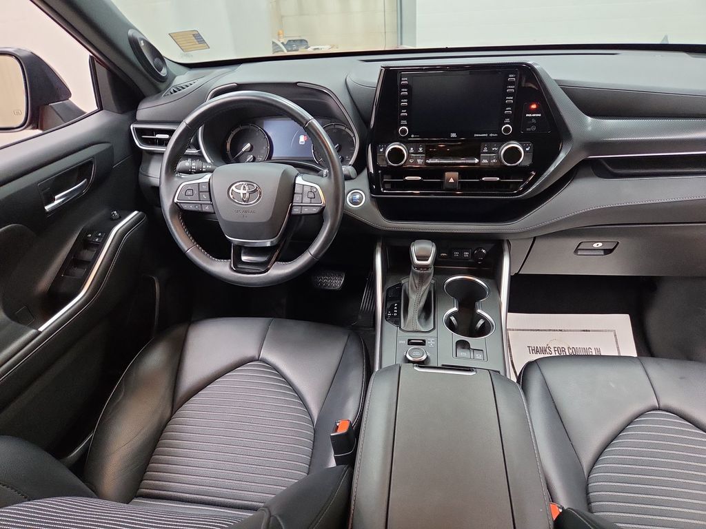 2021 Toyota Highlander XSE - Photo 13