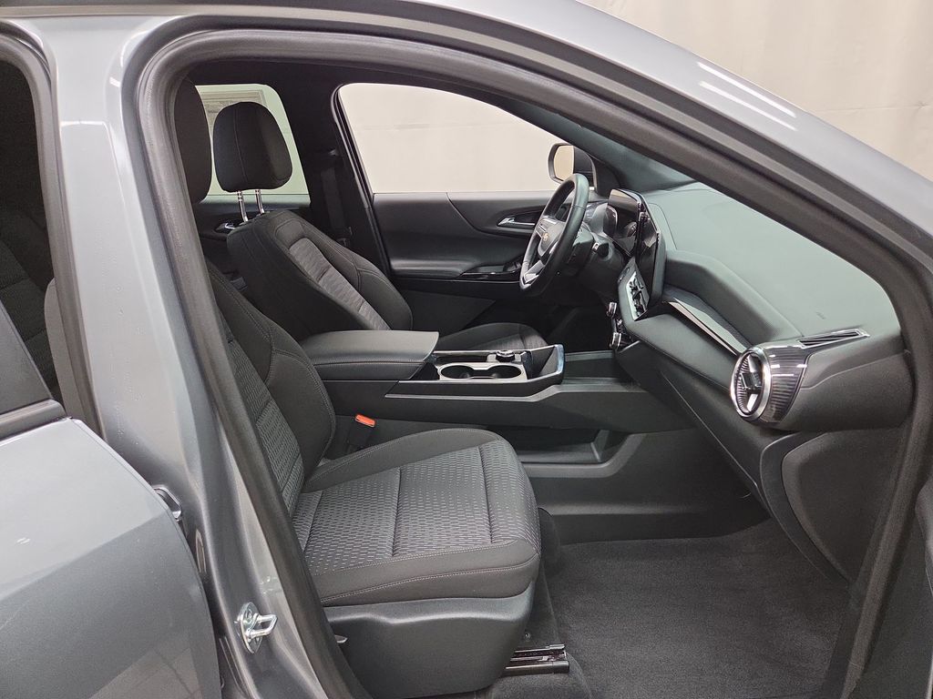 2026 Chevrolet Equinox LT - Photo 12