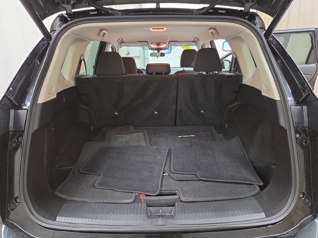 2025 Nissan Rogue SV - Photo 9