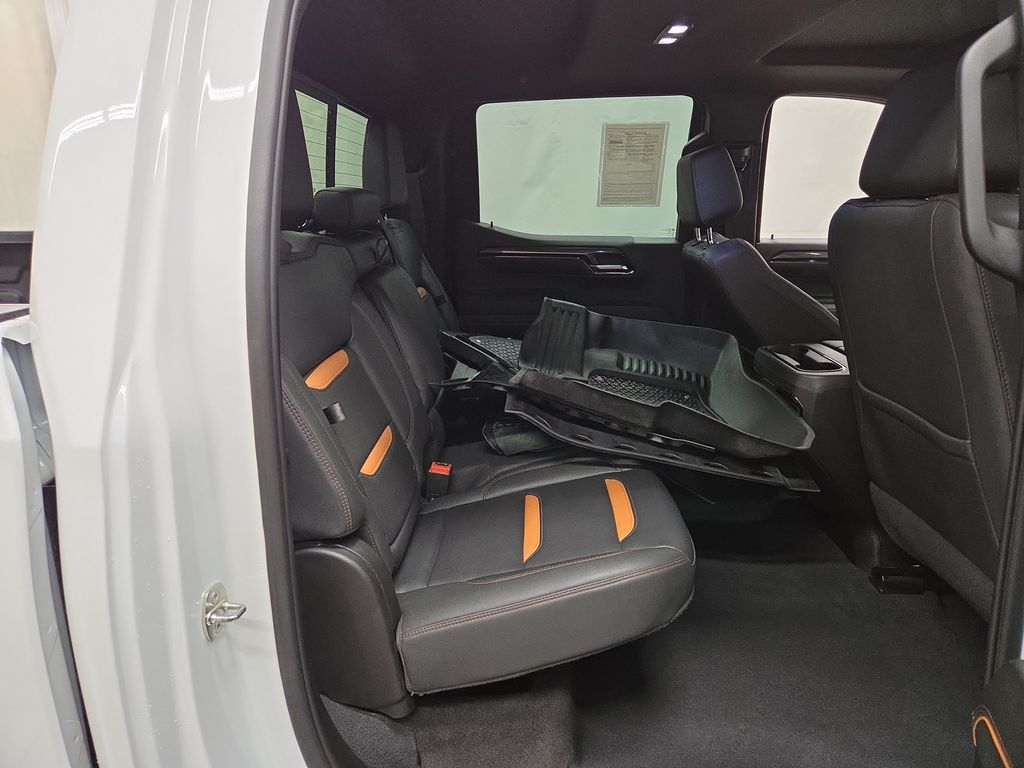 2023 GMC Sierra 1500 AT4 - Photo 9