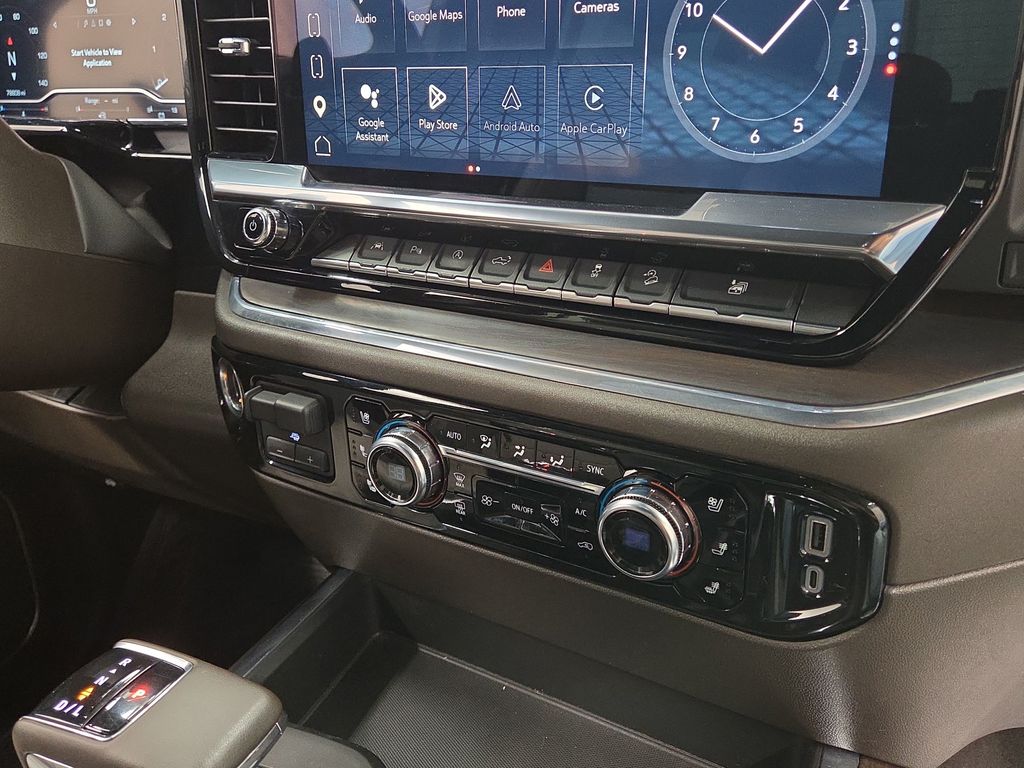 2023 GMC Sierra 1500 SLT - Photo 17