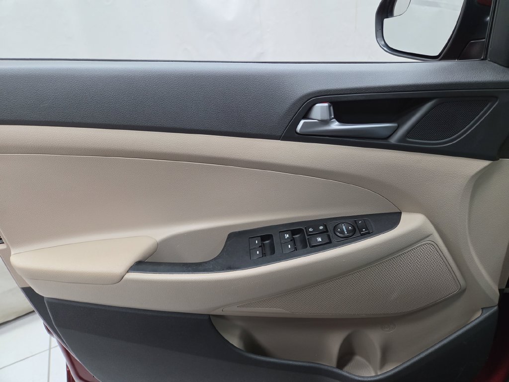 2017 Hyundai Tucson SE - Photo 18