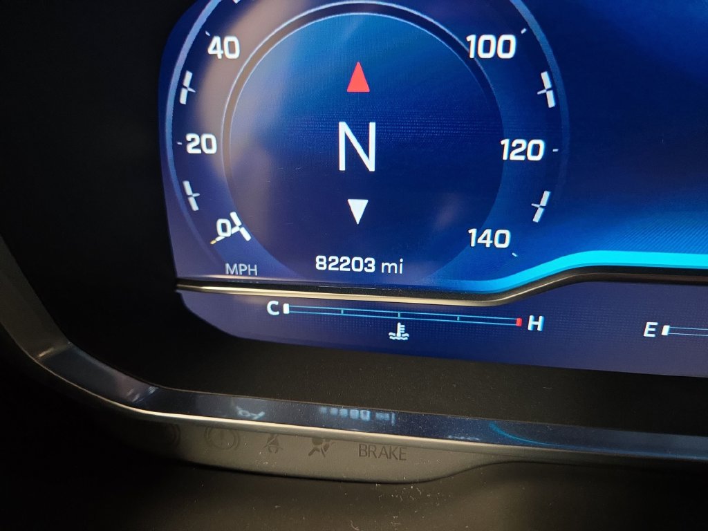 2023 Chevrolet Suburban Premier - Photo 23