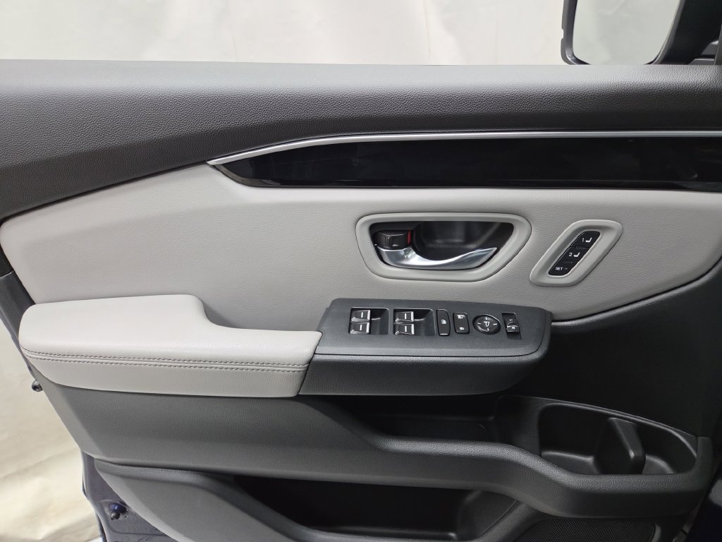 2024 Honda Pilot Touring - Photo 21