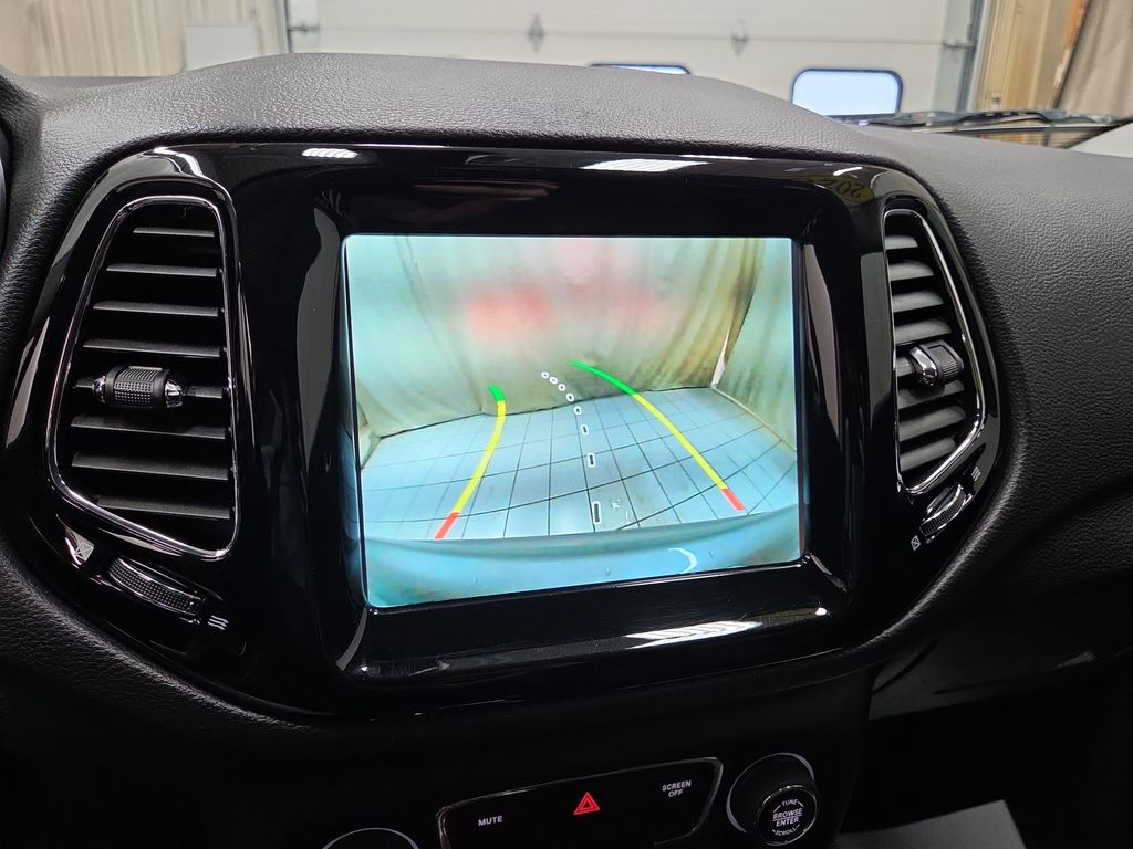 2020 Jeep Compass Limited - Photo 24