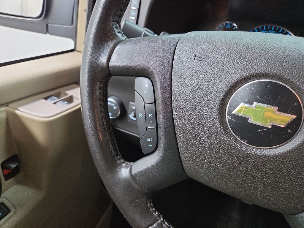 2021 Chevrolet Express Cargo Work Van - Photo 16