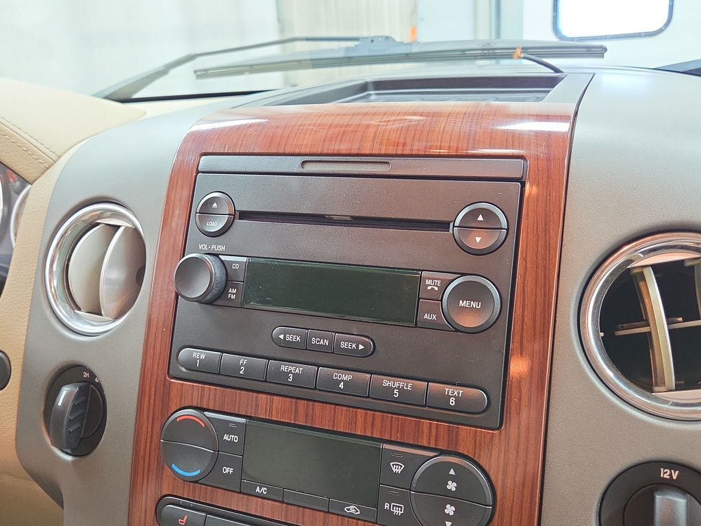 2005 Ford F-150 XLT - Photo 13