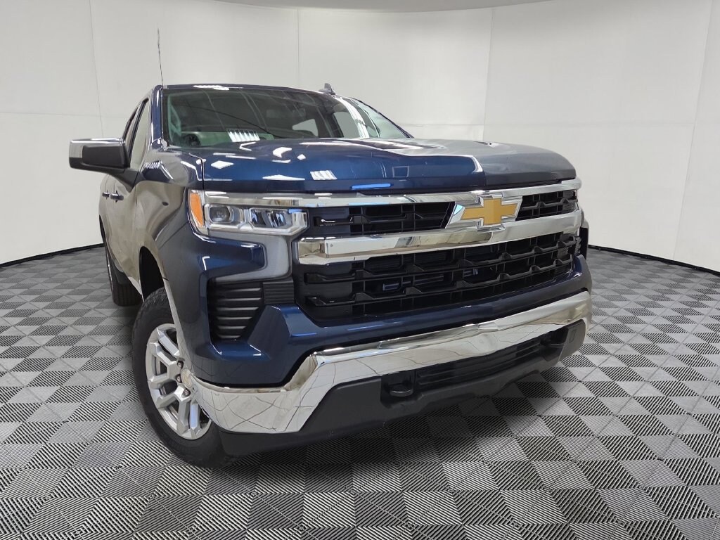 Used 2023 Chevrolet Silverado 1500 LT Truck Crew Cab