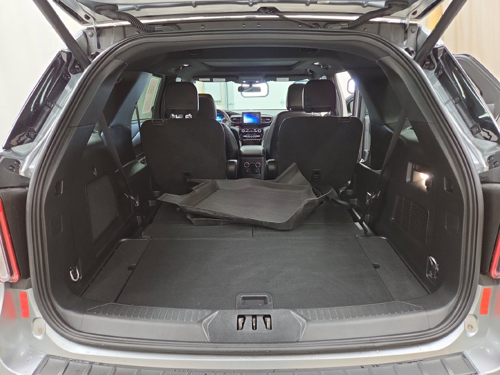 2023 Ford Explorer ST Line - Photo 9