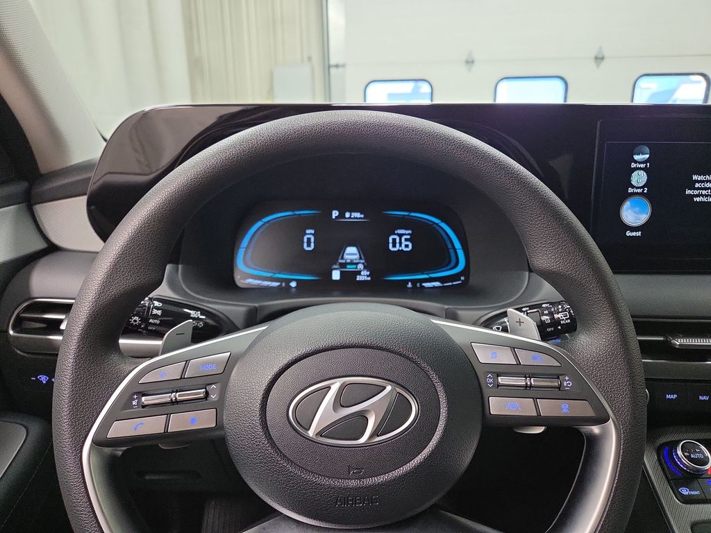 2025 Hyundai Palisade SE - Photo 22