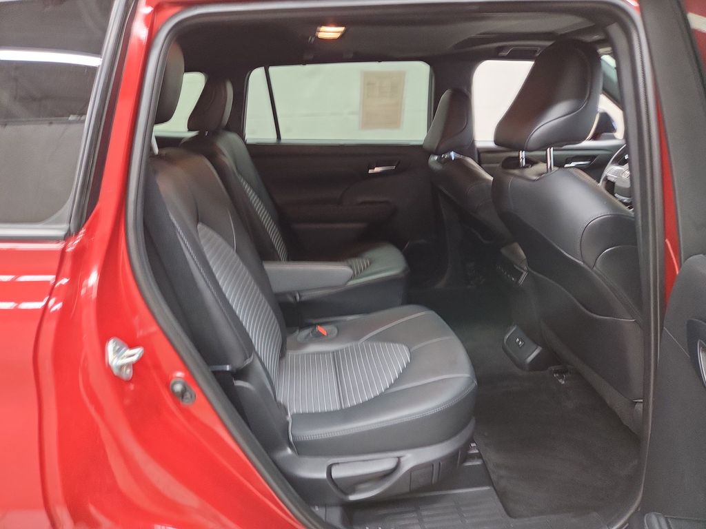 2021 Toyota Highlander XSE - Photo 11