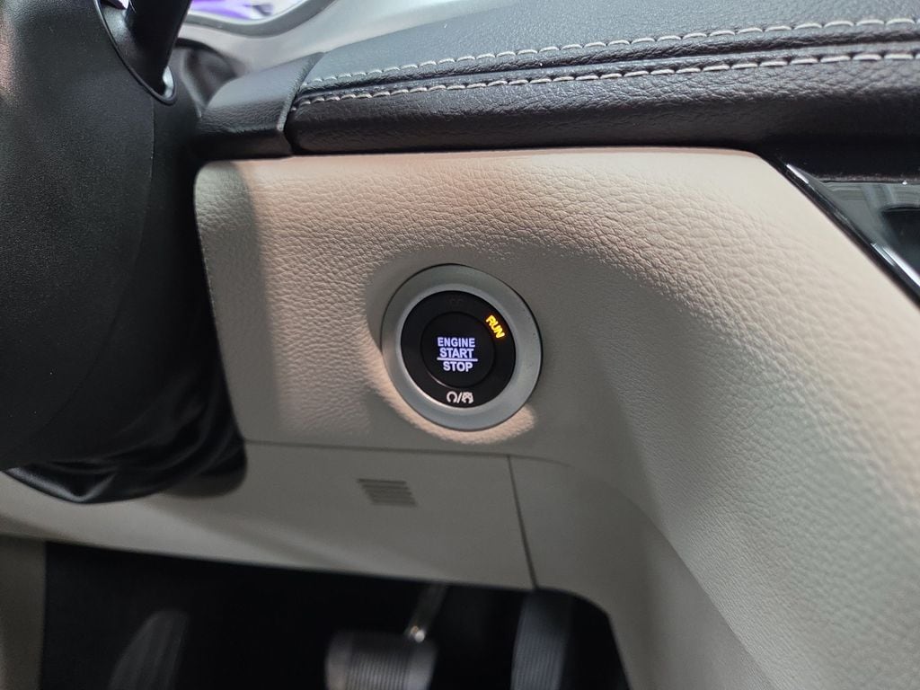 2024 Chrysler Pacifica Touring L - Photo 17