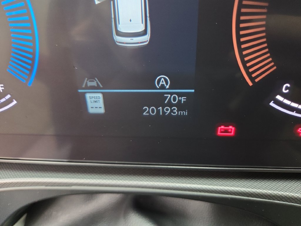 2025 Hyundai Santa Fe SEL - Photo 22