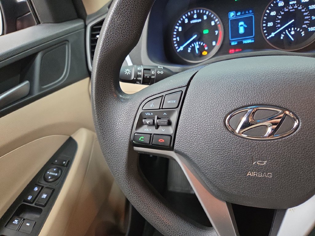 2017 Hyundai Tucson SE - Photo 17