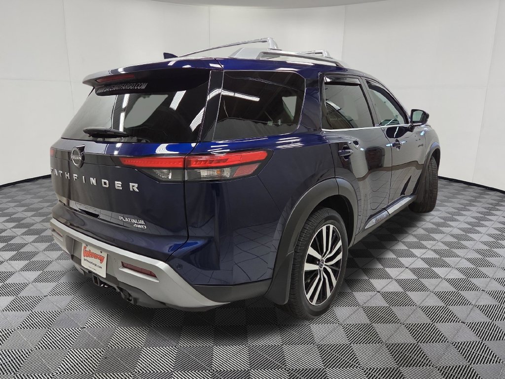 Used 2024 Nissan Pathfinder Platinum SUV