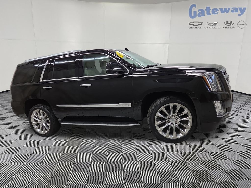 Used 2018 CADILLAC Escalade Luxury SUV